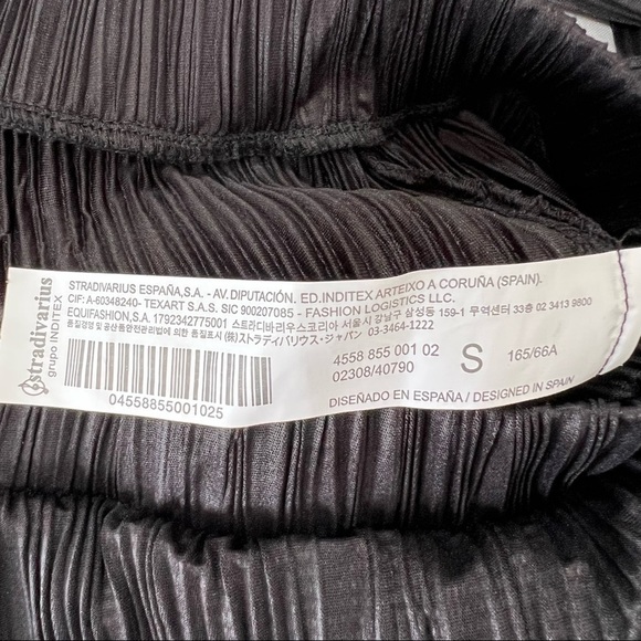 new WITH TAGS STRADIVARIUS PLEATED WIDE LEG IN BLACK - Picture 4 of 6